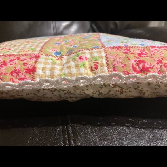 Vintage bed cushion or loveseat cushion - Picture 2 of 5